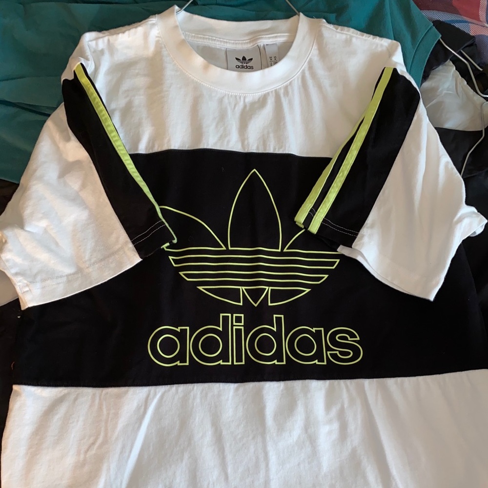 adidas t-shirt